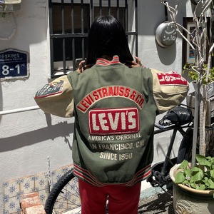 Levi&#039;s  Vintage  legend Varsity